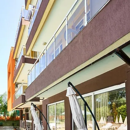 Хотел Sea Star 2*